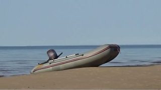 Mature bitch asked for the boatman’s dick herself